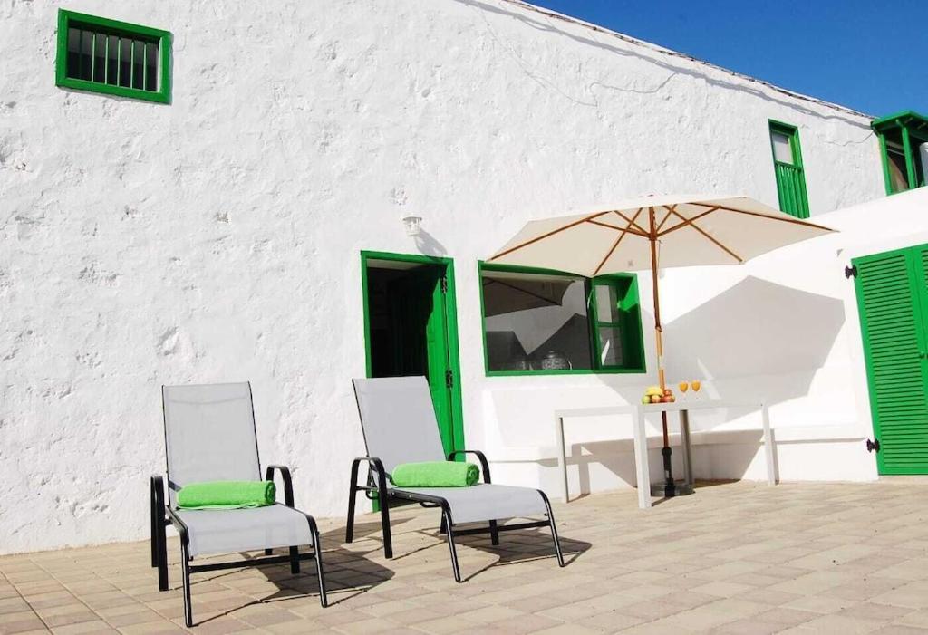 Typical Canarian House With Fabulous Sea Views Тіас Екстер'єр фото